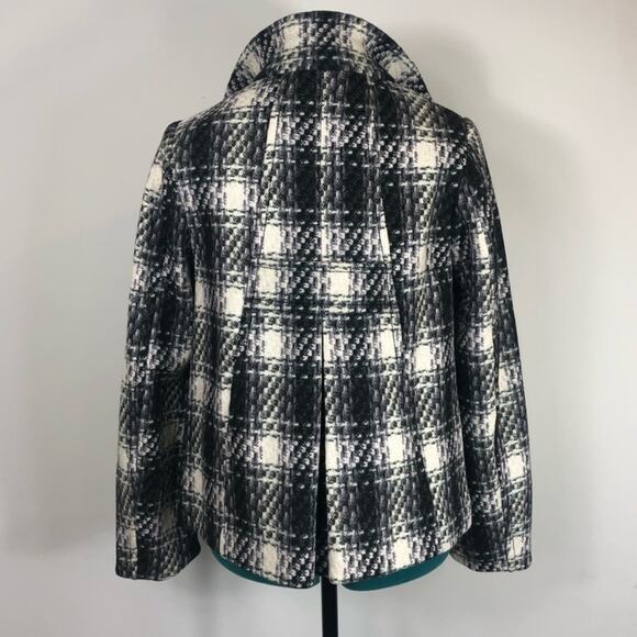 H & M wool plaid jacket in black white and green - Picture 3 of 6